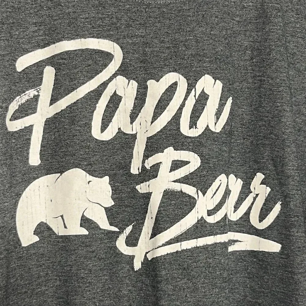 Papa Bear Short Sleeve Crew Neck Graphic Tee Grey and White Size XL